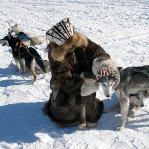 Inuit community - research in links between environment, communities, and livelihood